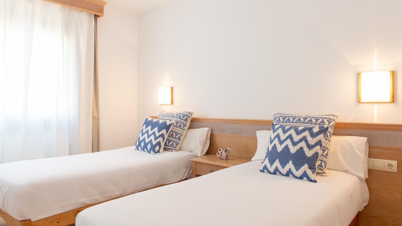 Lemar Apartments Colonia de Sant Jordi Buitenkant foto
